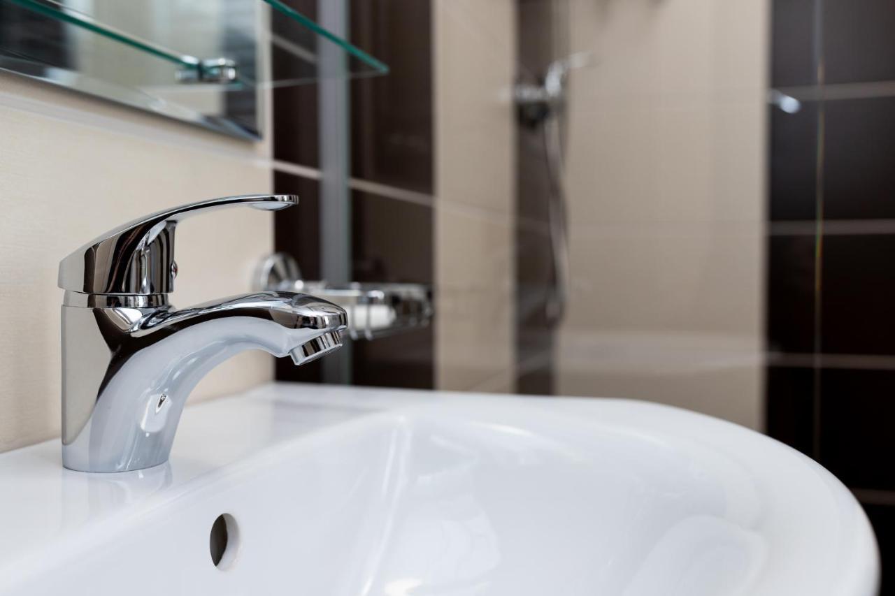 Marconi Guesthouse Hunedoara Ngoại thất bức ảnh
