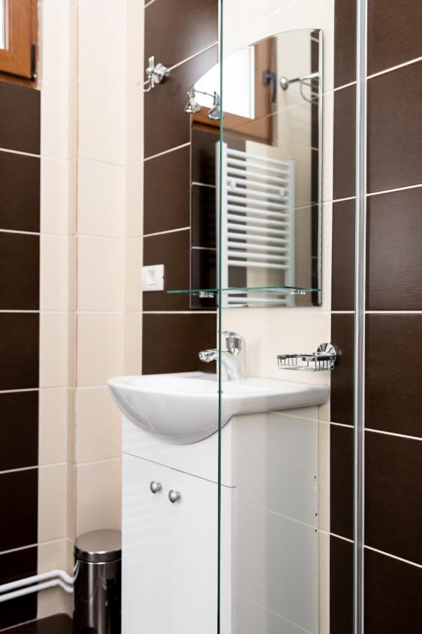 Marconi Guesthouse Hunedoara Ngoại thất bức ảnh