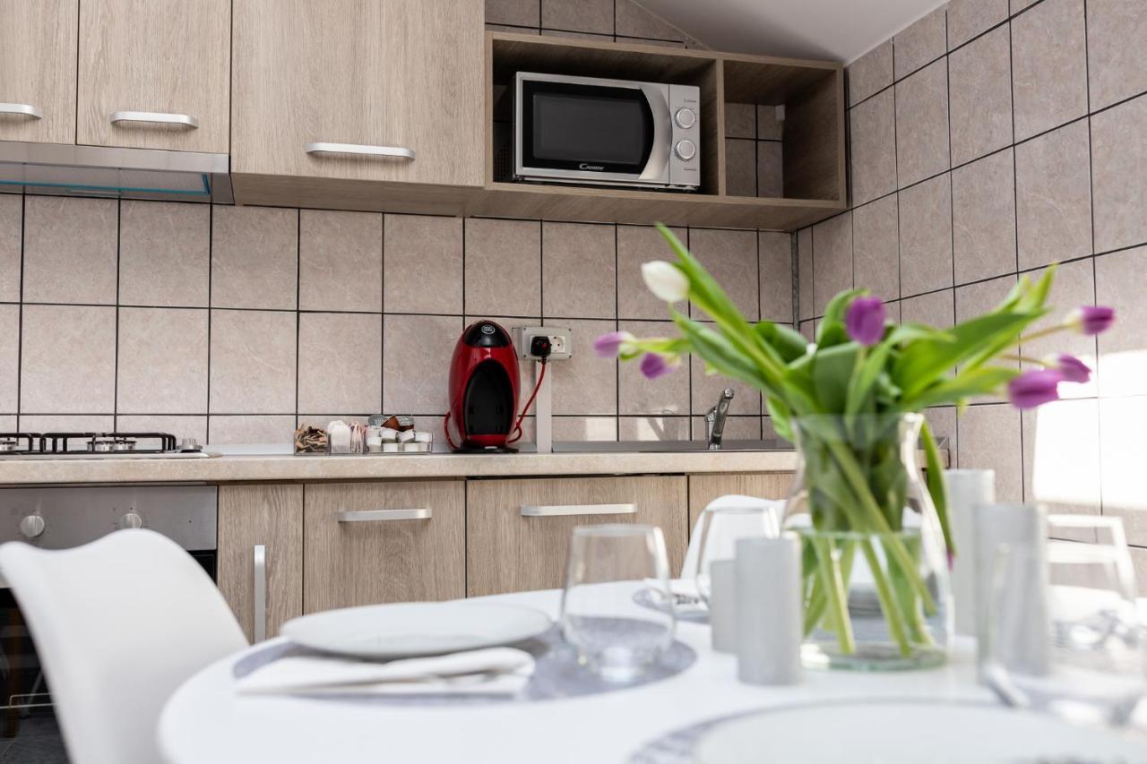 Marconi Guesthouse Hunedoara Ngoại thất bức ảnh