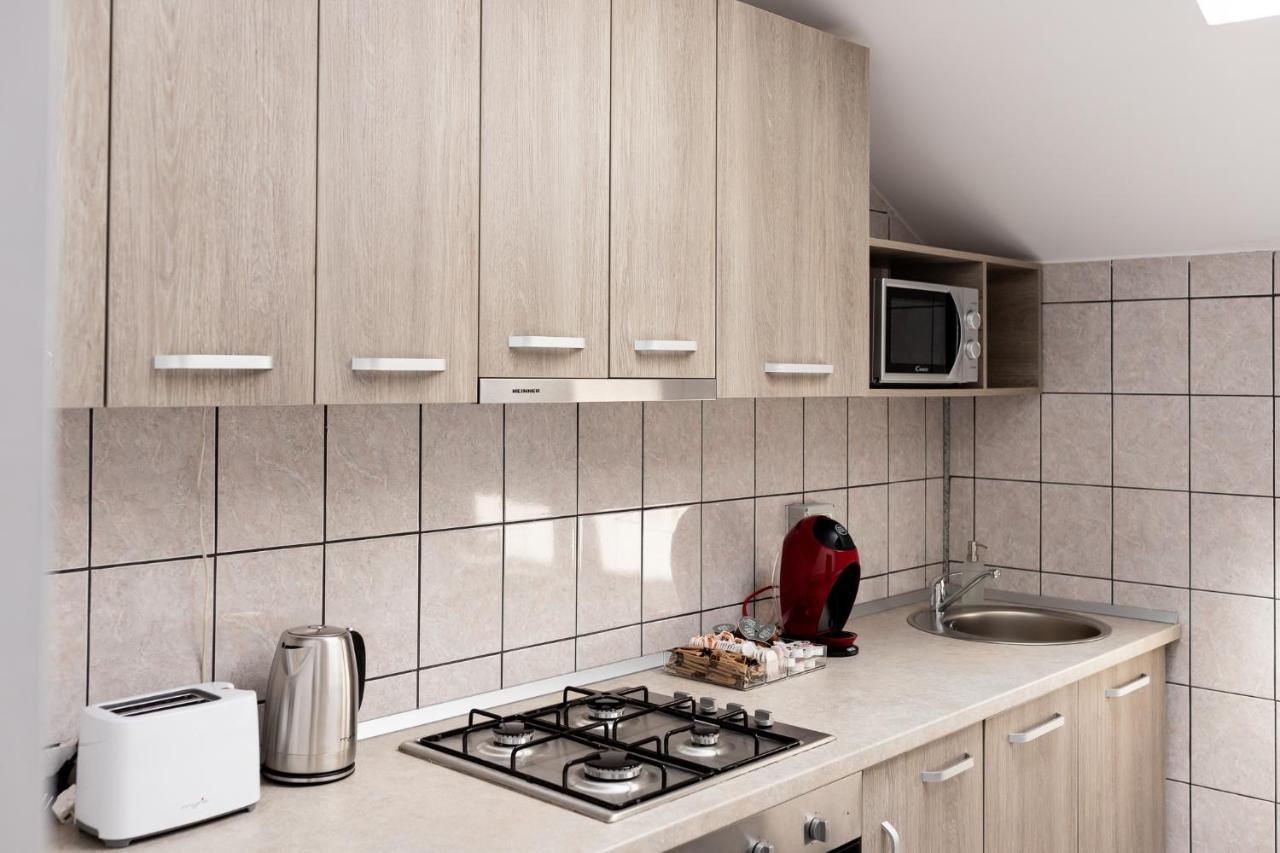Marconi Guesthouse Hunedoara Ngoại thất bức ảnh